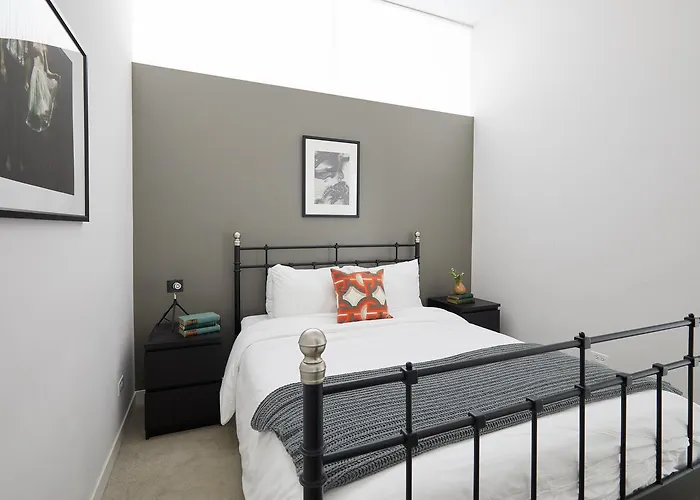 Sonder — Wrightwood Park Aparthotel Chicago